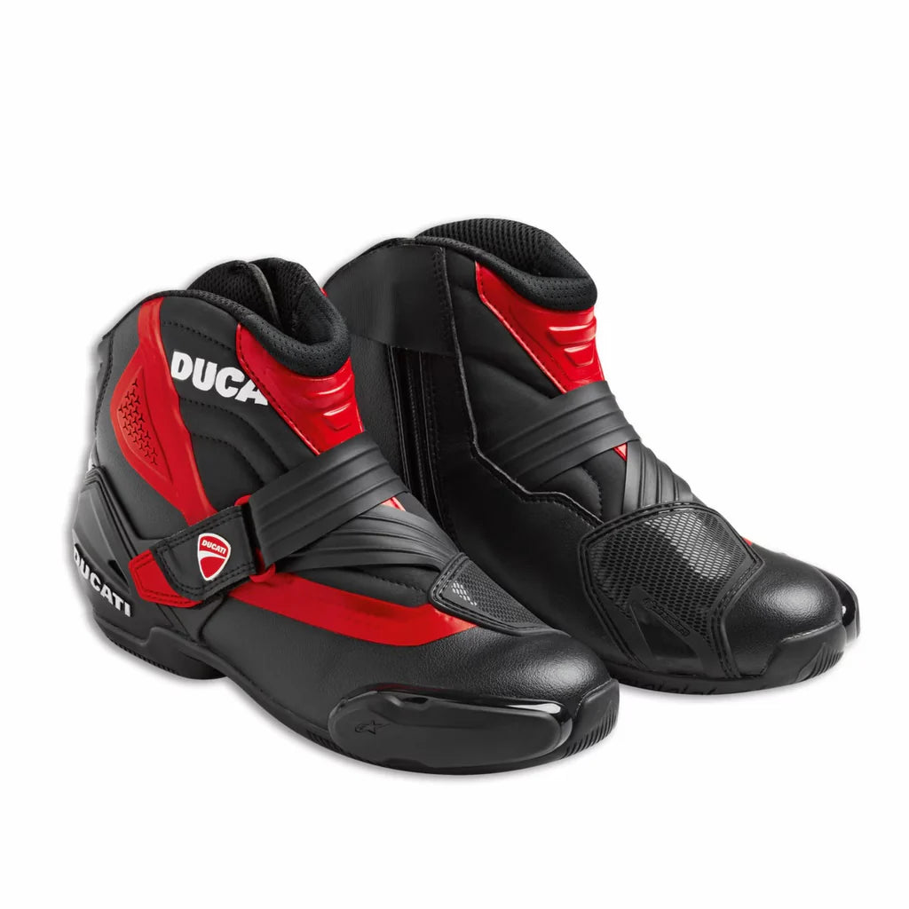 DUCATI THEME C2 SHORT BOOTS - SKU: 9810760 – ducshop.com DUCATI THEME C2 SHORT BOOTS - SKU: 9810760 – ducshop.com