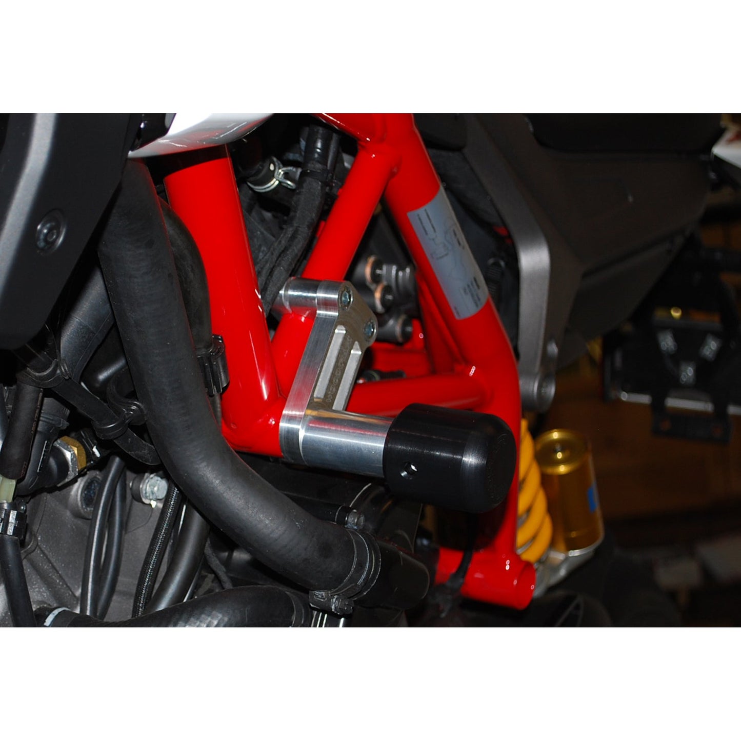 WOODCRAFT DUCATI HYPERMOTARD 821 FRAME SLIDER KIT WITH STANDARD PUCKS. SKU: 50-0652-10
