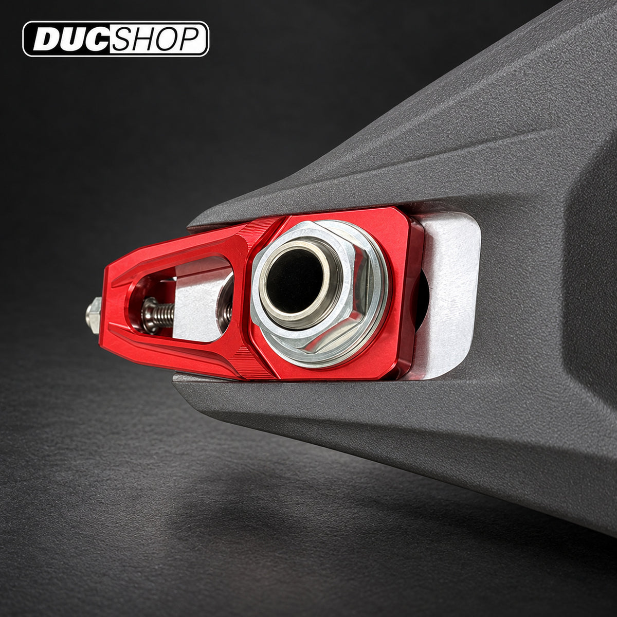 Motocorse Billet Aluminum Chain Adjuster and Rear Brake Caliper Support Bracket for Brembo Racing 64mm Brake Caliper P2-24 X206001 - Ducati Panigale / Streetfighter V4 (2025+) | Chain Adjustors | ducshop.com
