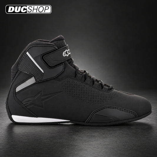 Alpinestars Sektor Vented Shoes | Urban Riding Shoes | DucShop