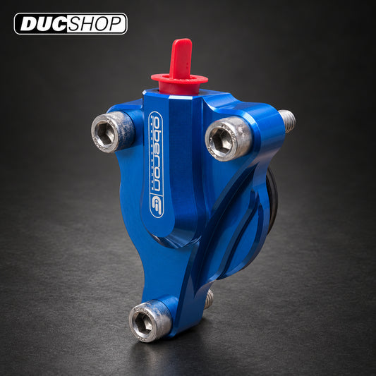 Oberon Clutch Slave for KTM / Husqvarna Single Outlet 250 / 300 / 400 / 450 / 500 / 525 / 530 models- Replaces OEM Part 54832061044 | Wet Clutch Slaves & Actuators | ducshop.com