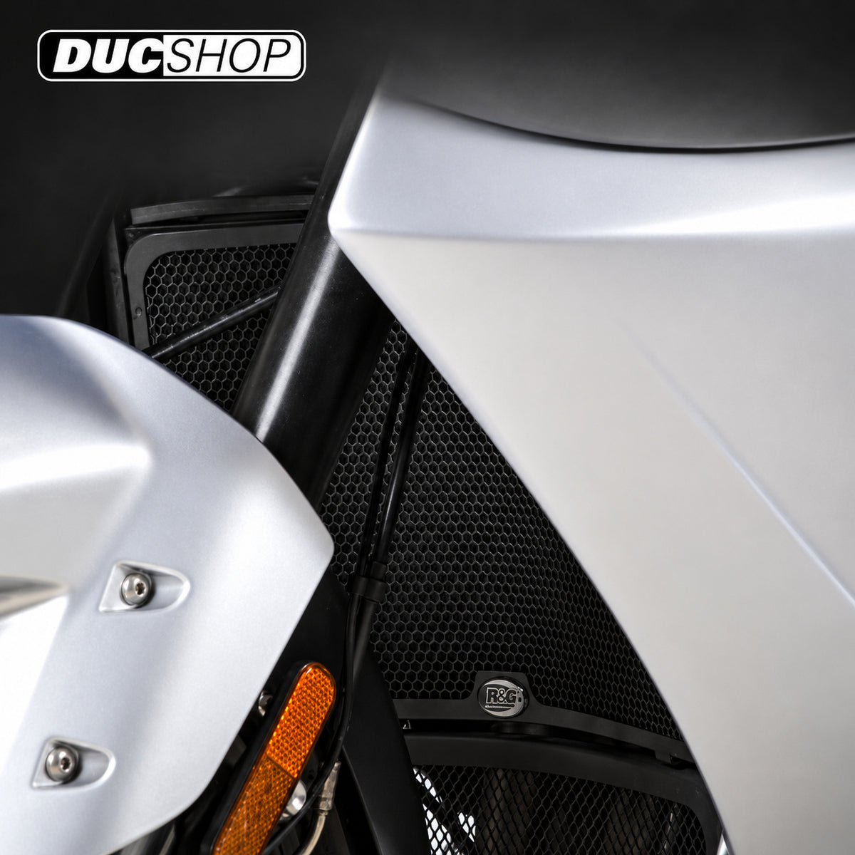 R&G Racing Radiator Guard for the triumph Trophy '13-'20 | Radiator & Oil Cooler Guards | ducshop.com