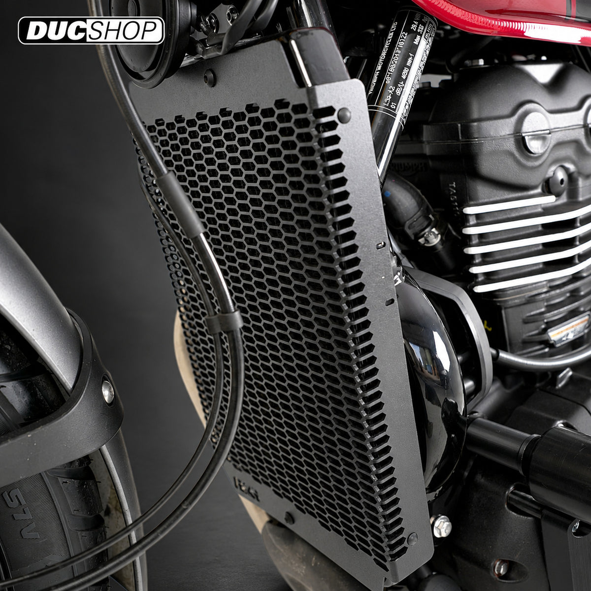 R&G Racing Pro Radiator Guard for the Triumph Speed 400 '24-, Scrambler 400 X '24- & Thruxton 400 '26- | Radiator & Oil Cooler Guards | ducshop.com