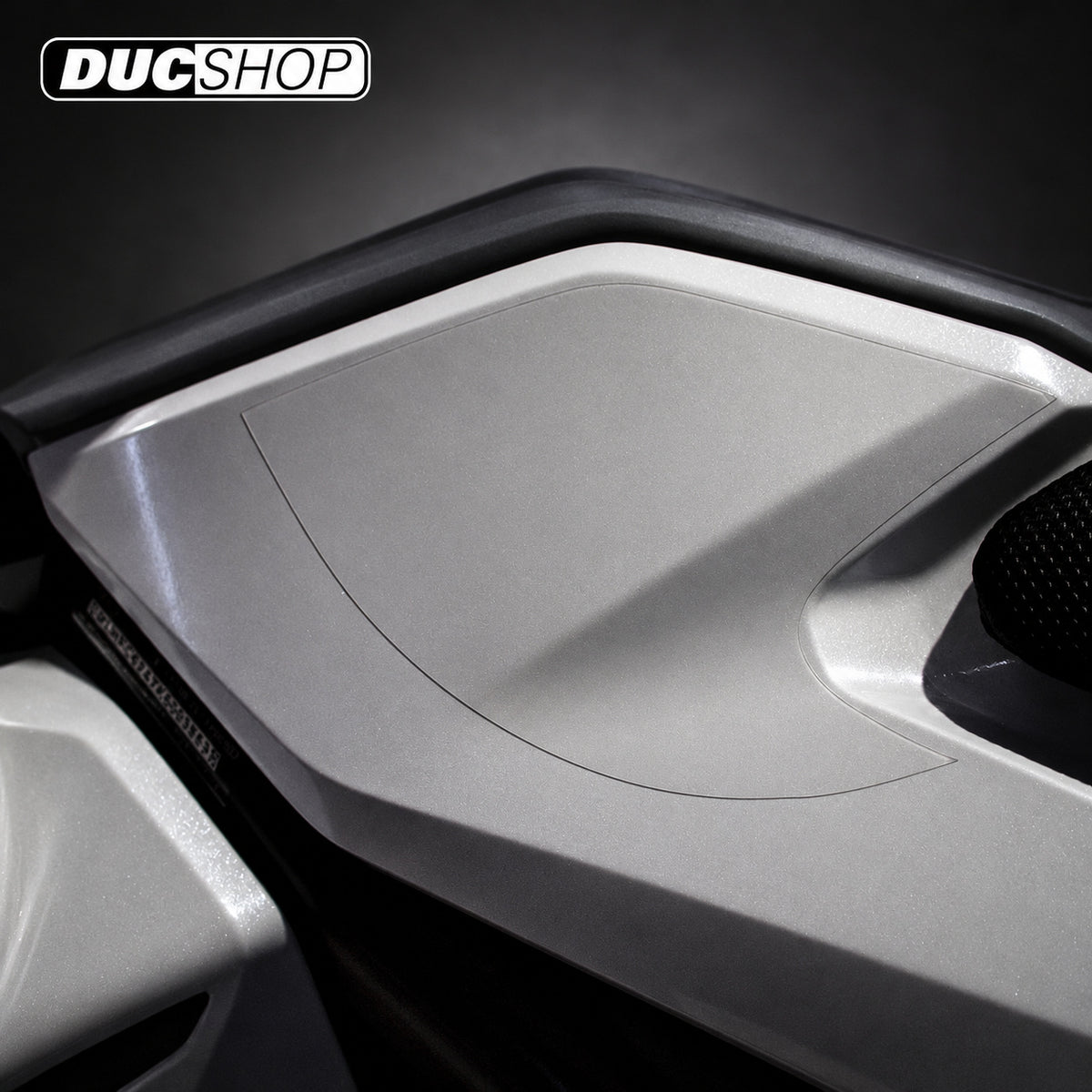 R&G Racing Second Skin Tank Protection (2-piece) for the KTM 790 Duke '13-'21 / 890 Duke R '20-'22 | Radiator & Oil Cooler Guards | ducshop.com