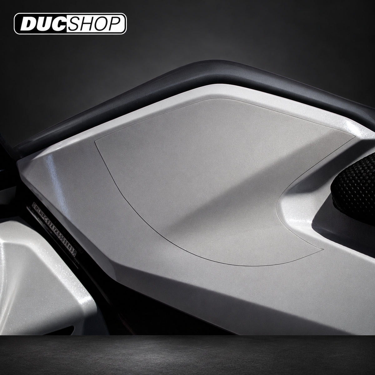 R&G Racing Second Skin Tank Protection (2-piece) for the Triumph Speed Triple 1050 '18-'20 | Radiator & Oil Cooler Guards | ducshop.com